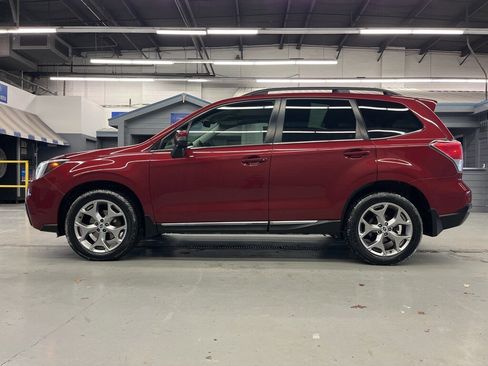 Used 2017 Subaru Forester 2.5i Touring image 4