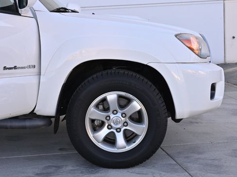 Used 2006 Toyota 4Runner Sport AWD/4WD image 38