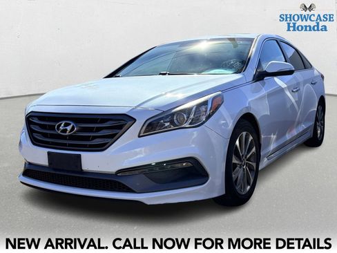 Used 2016 Hyundai Sonata Sport w/ Option Group 1V image 2