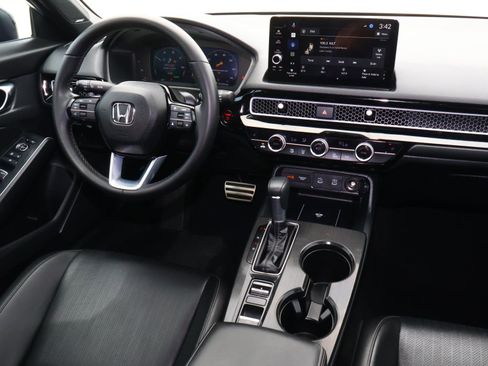 Used 2025 Honda Civic Sport Touring image 9