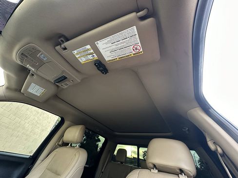 Used 2017 Ford F350 Lariat AWD/4WD image 17