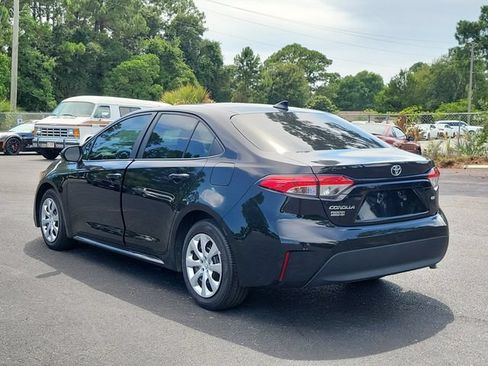 Used 2026 Toyota Corolla LE FWD image 4
