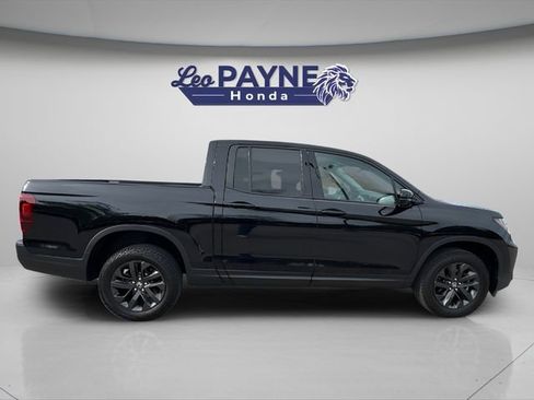Certified 2025 Honda Ridgeline Sport image 9