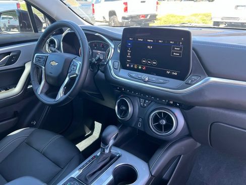 Used 2024 Chevrolet Blazer LT w/ Midnight/Sport Edition FWD image 18