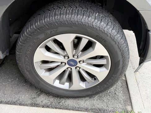 Used 2018 Ford F150 XL w/ Equipment Group 101A Mid AWD/4WD image 8
