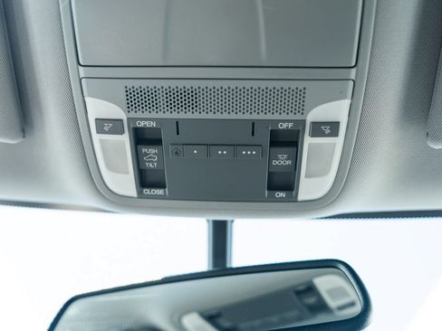 Used 2018 Acura RDX AWD image 27