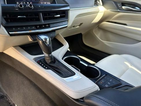 Used 2023 Cadillac CT4 Luxury RWD image 16