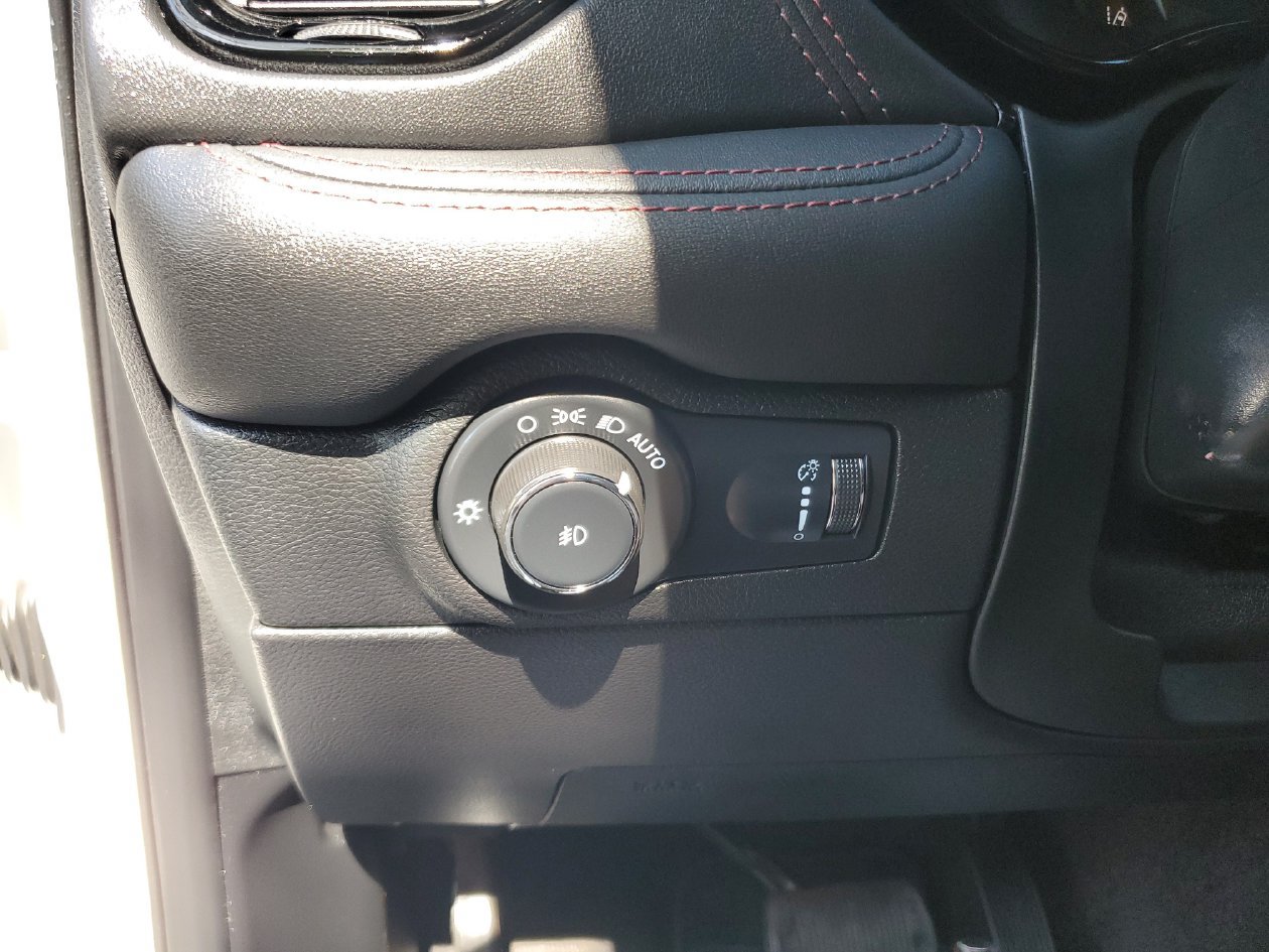 Used 2022 Dodge Durango R/T AWD/4WD image 29