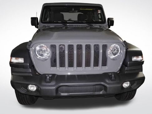 Used 2022 Jeep Wrangler Unlimited Sport AWD/4WD image 2