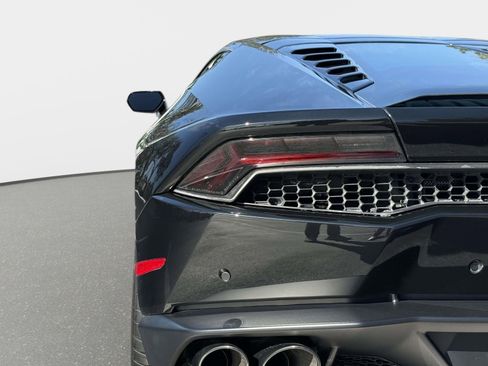 Used 2018 Lamborghini Huracan LP 610-4 image 18