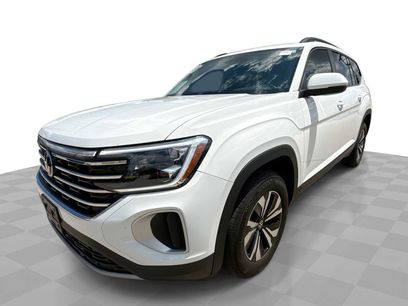 Used 2025 Volkswagen Atlas SE
