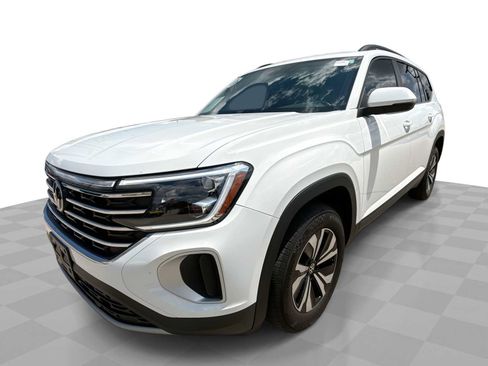 Used 2025 Volkswagen Atlas SE AWD/4WD image 1