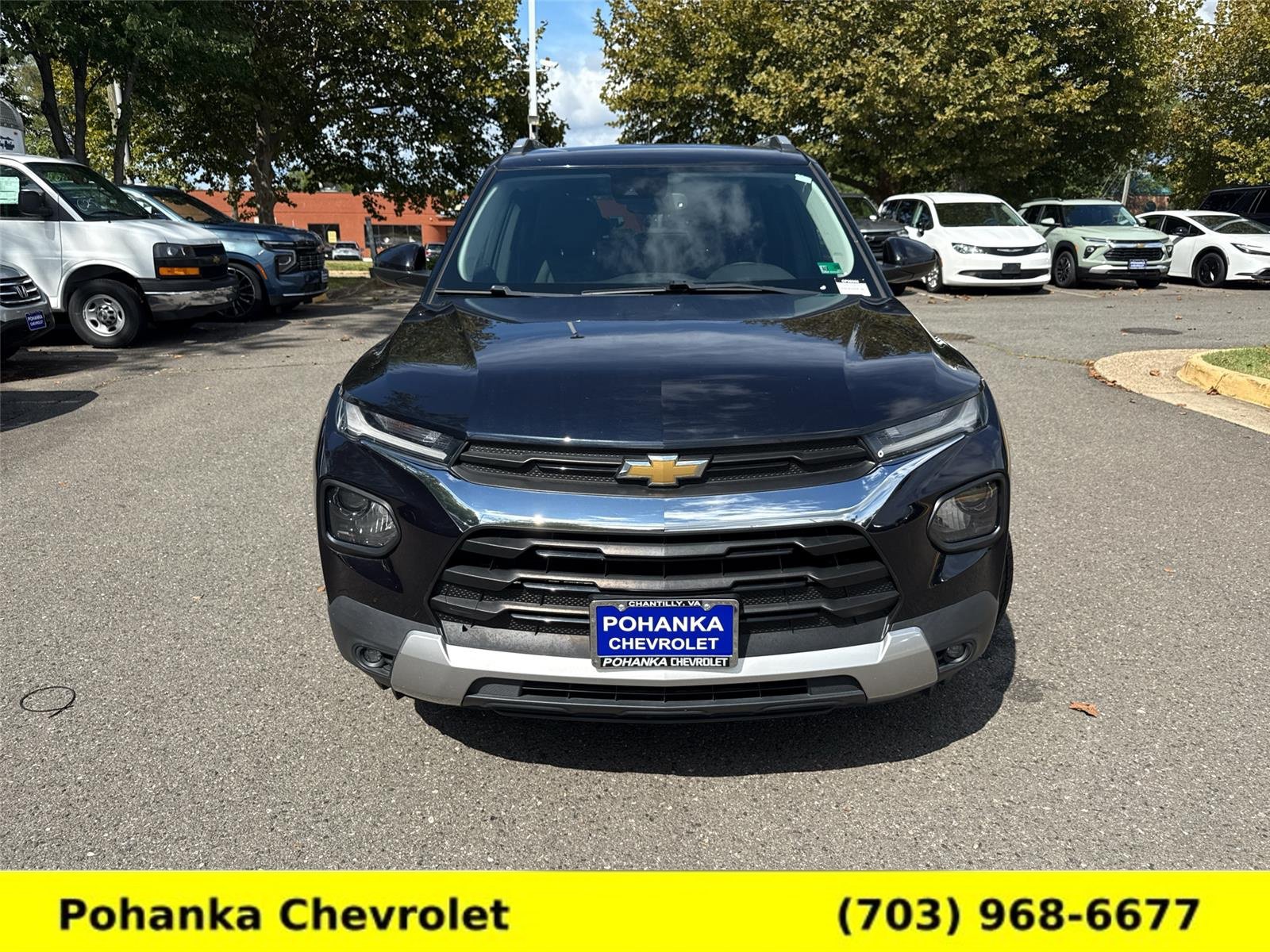Used 2021 Chevrolet TrailBlazer LT w/ Convenience Package AWD/4WD image 2