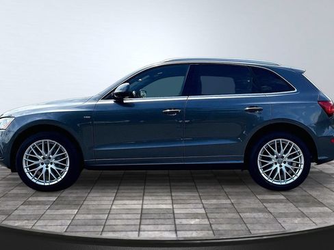 Used 2017 Audi Q5 2.0T Premium Plus w/ Technology Package AWD/4WD image 4