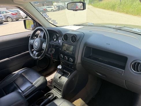 Used 2016 Jeep Patriot High Altitude FWD image 7