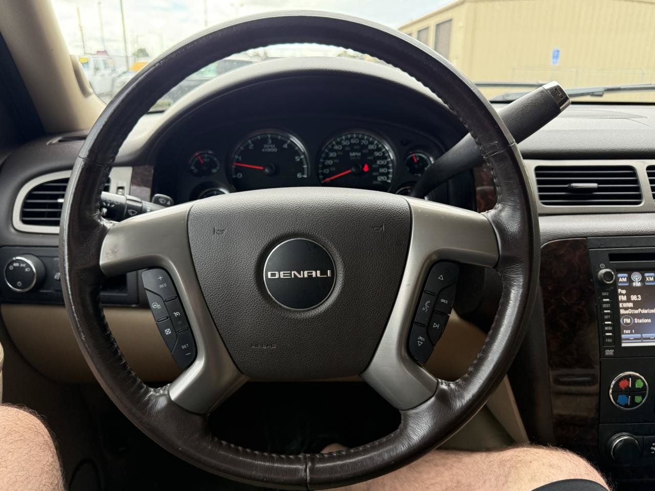 Used 2013 GMC Yukon Denali AWD/4WD image 20