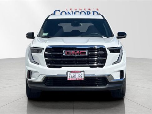 Used 2025 GMC Acadia Elevation image 9