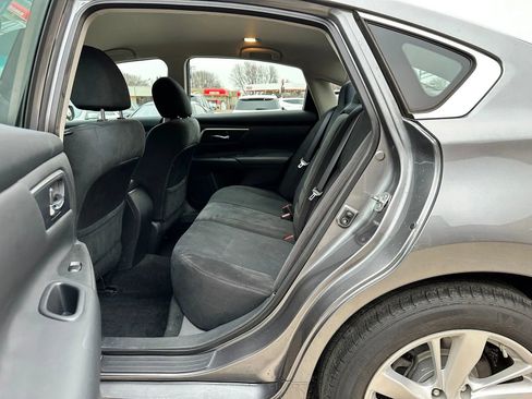 Used 2015 Nissan Altima 2.5 SV FWD image 15