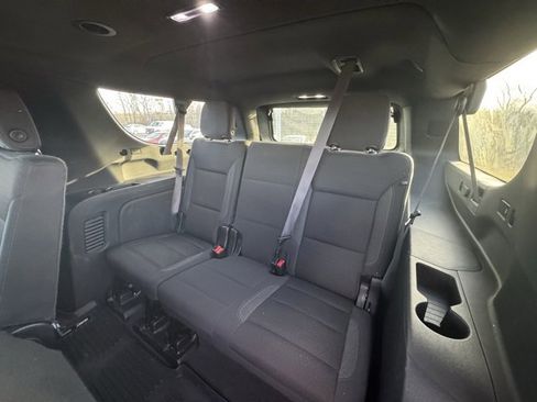 Used 2024 GMC Yukon XL SLE w/ Max Trailering Package image 15