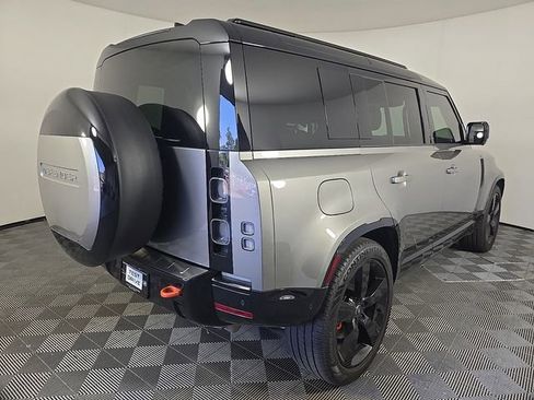 Used 2025 Land Rover Defender 110 X AWD/4WD image 5