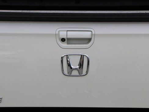Used 2019 Honda Ridgeline Sport image 5