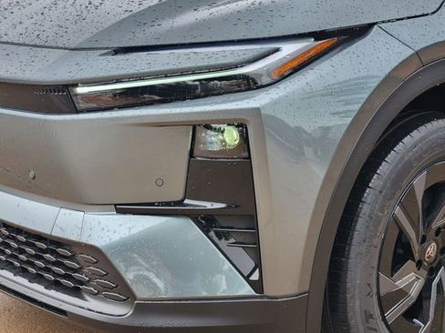 New 2026 Toyota C-HR image 7