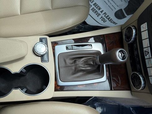 Used 2013 Mercedes-Benz C 300 4MATIC Sedan image 54