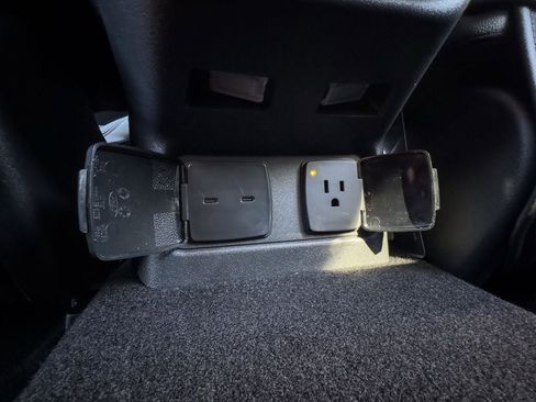 New 2025 Ford Bronco Badlands image 65