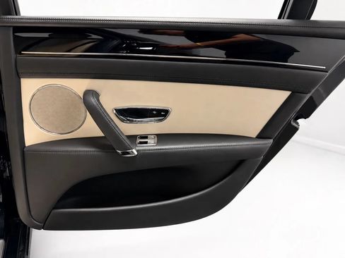 Used 2015 Bentley Flying Spur V8 AWD/4WD image 28