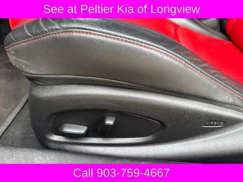 Used 2016 Chevrolet Camaro SS RWD image 11
