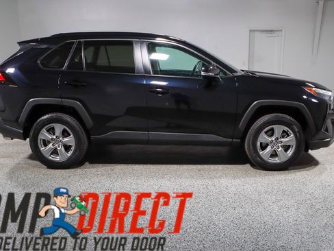 Used 2024 Toyota RAV4 XLE image 6