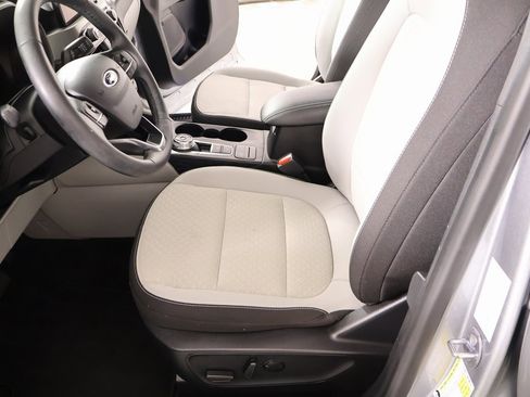 Used 2024 Ford Escape Active image 10