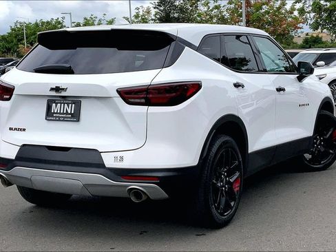 Used 2023 Chevrolet Blazer LT FWD image 11