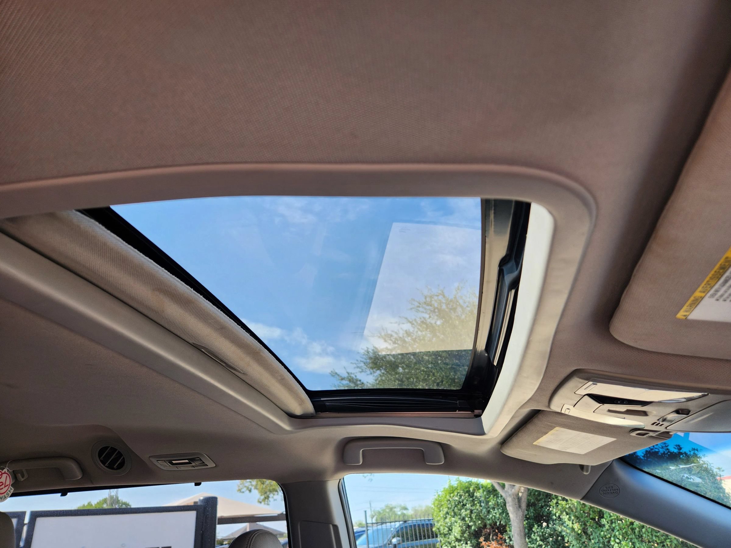 Used 2016 Toyota Sienna XLE FWD image 18