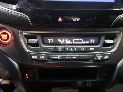 Used 2023 Honda Passport EX-L image 28