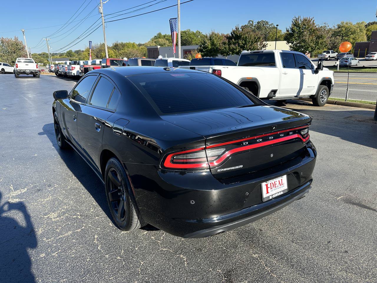 Used 2019 Dodge Charger Police w/ Street Appearance Group RWD image 2