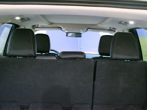 Used 2019 Ford Escape SEL w/ Sun & Style Package AWD/4WD image 15