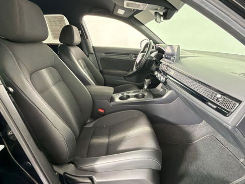 Used 2025 Honda Civic Sport image 28