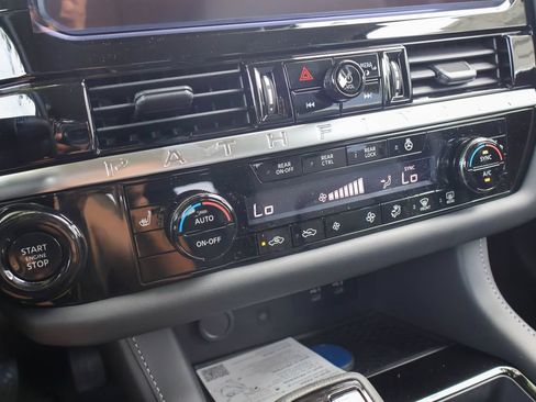 New 2026 Nissan Pathfinder SL FWD image 13