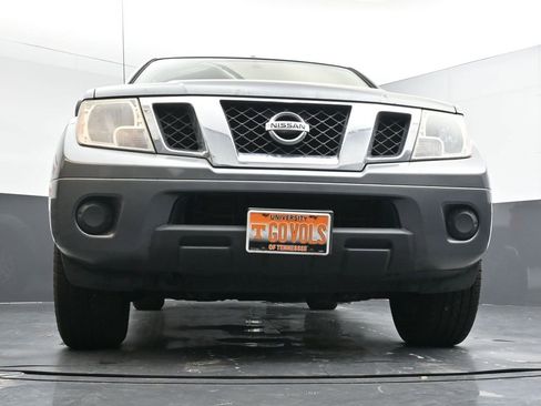 Used 2016 Nissan Frontier SV image 19
