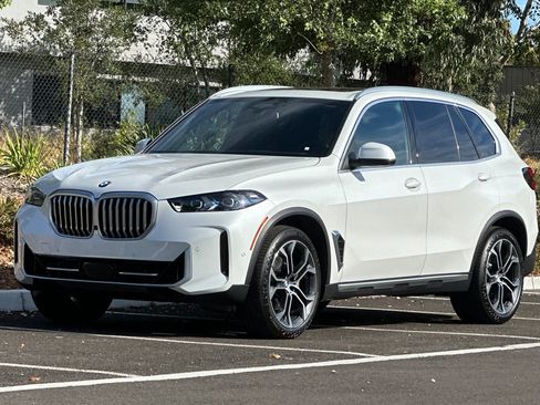 Used 2026 BMW X5 xDrive40i AWD/4WD image 9
