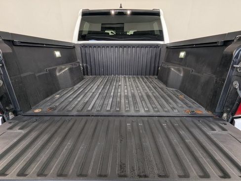 Used 2025 Toyota Tacoma SR5 RWD image 27