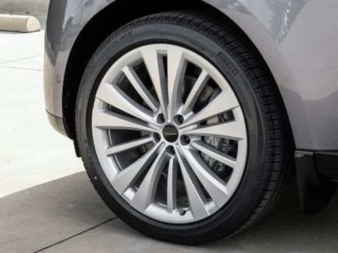 New 2026 Land Rover Range Rover Long Wheelbase SE AWD/4WD image 62