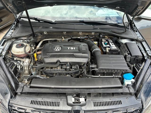Used 2019 Volkswagen Golf Alltrack SE AWD/4WD image 32