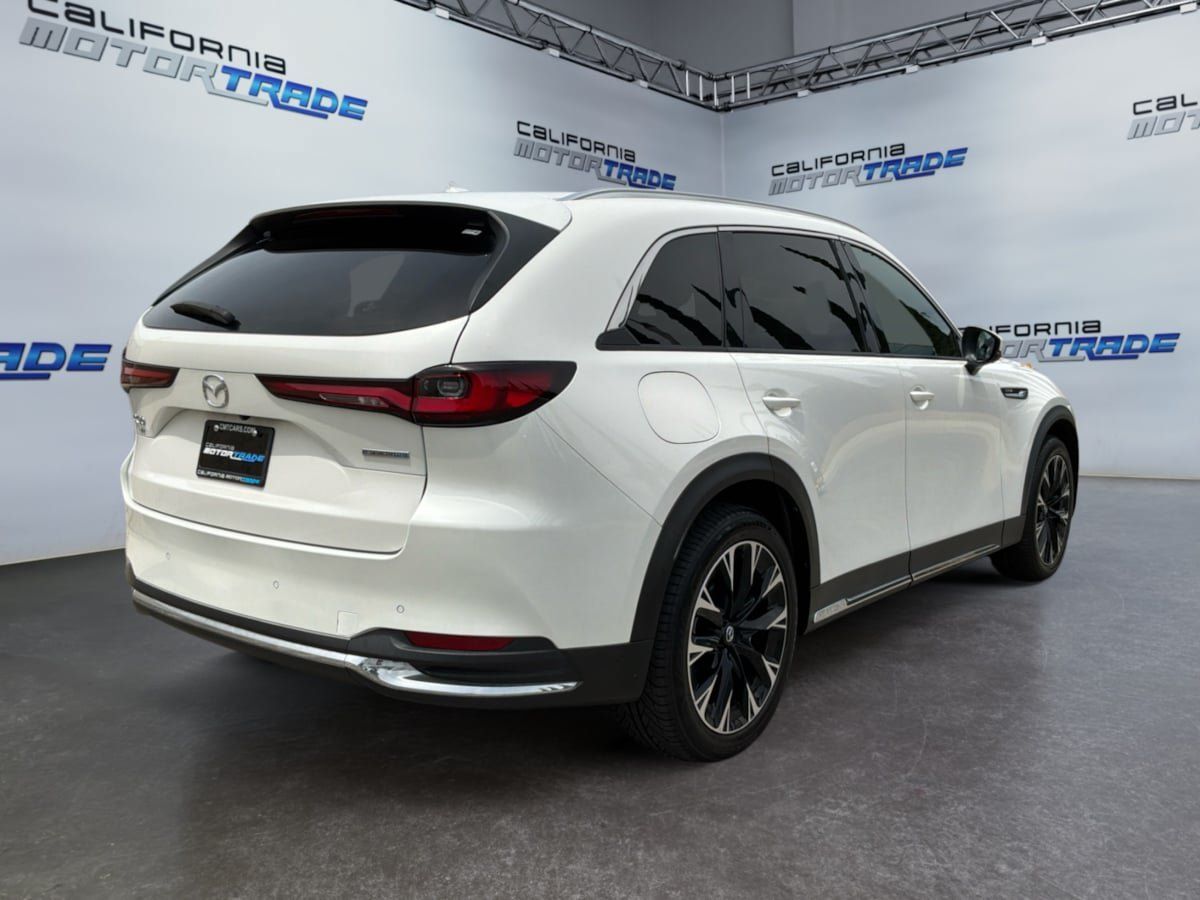 Used 2024 MAZDA CX-90 Plug-In Hybrid w/ Premium Plus AWD/4WD image 5