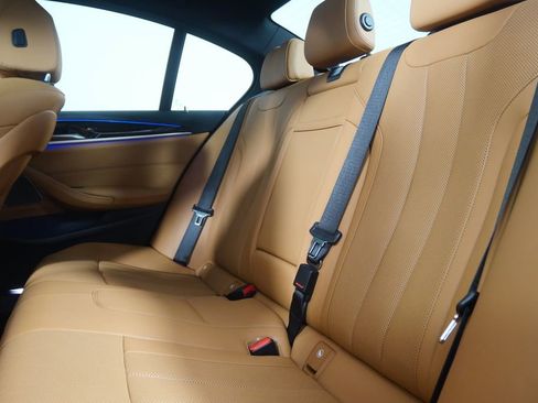 Certified 2023 BMW 530i w/ Premium Package image 15