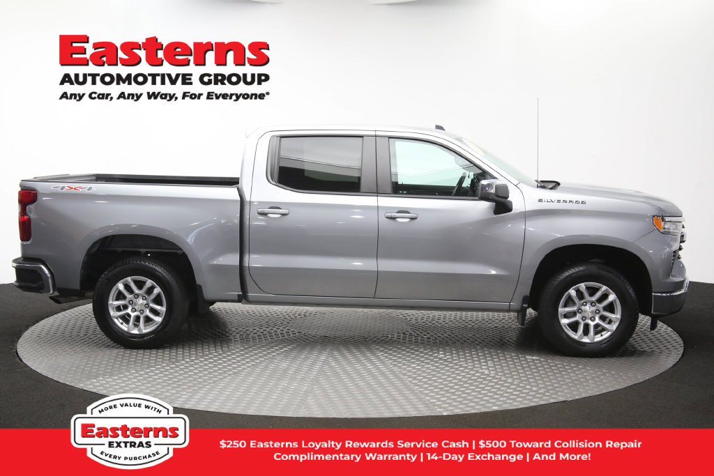 Used 2024 Chevrolet Silverado 1500 LT AWD/4WD image 49