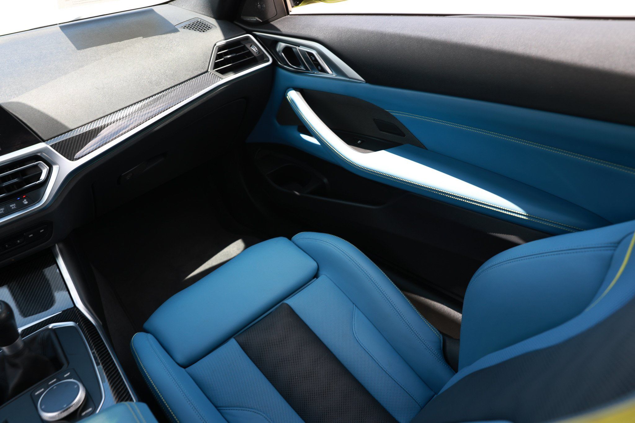 Used 2021 BMW M4 Coupe w/ Executive Package RWD image 26