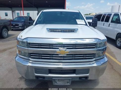 Used 2017 Chevrolet Silverado 3500 W/T AWD/4WD image 6