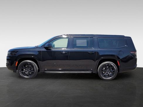 New 2025 Jeep Wagoneer L Series II w/ Convenience Group I image 8